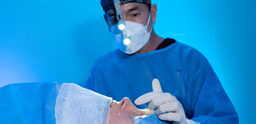 Rinoplastia ultrasónica con el mejor cirujano